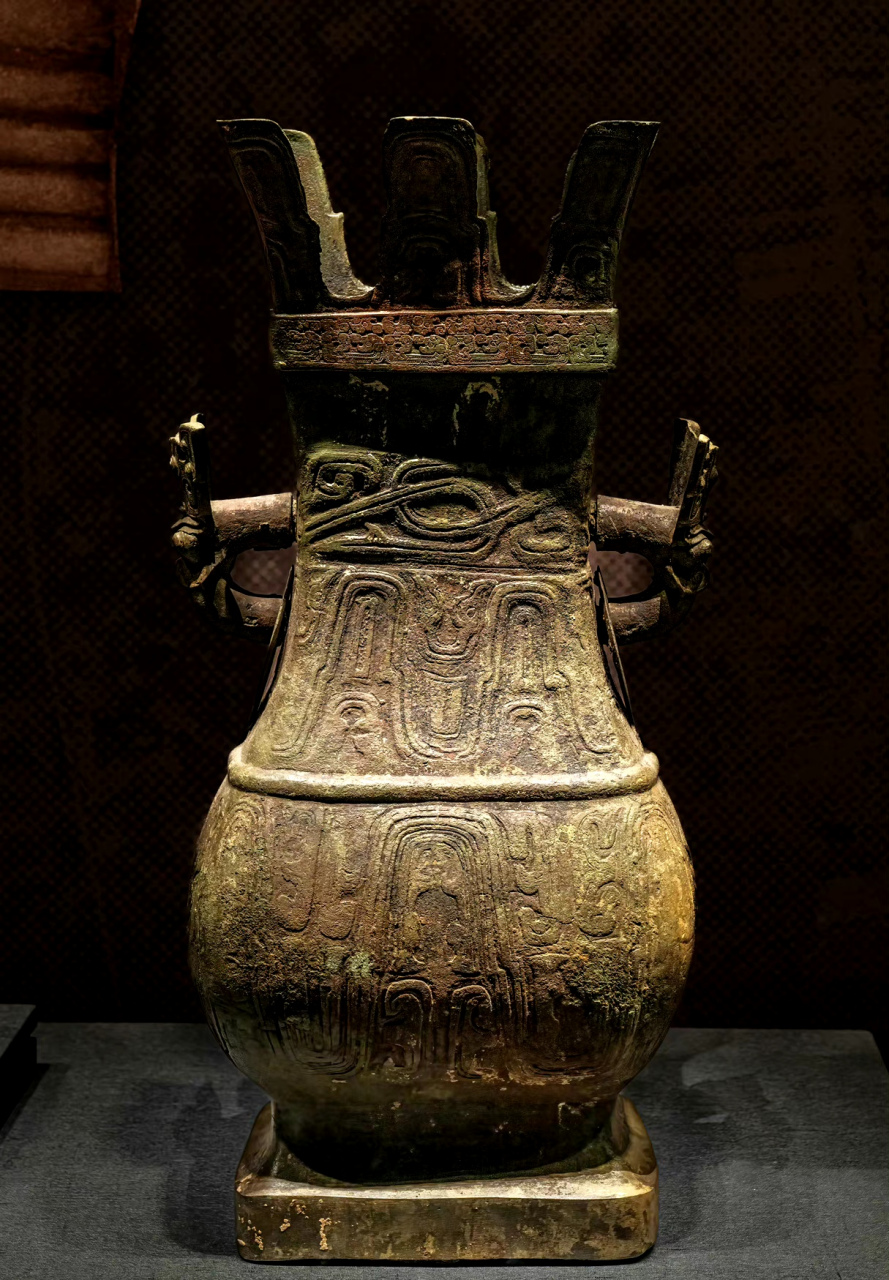 湖北省博物馆收藏的战国中期环带纹铜壶, 2012年随州文峰塔墓地18号墓