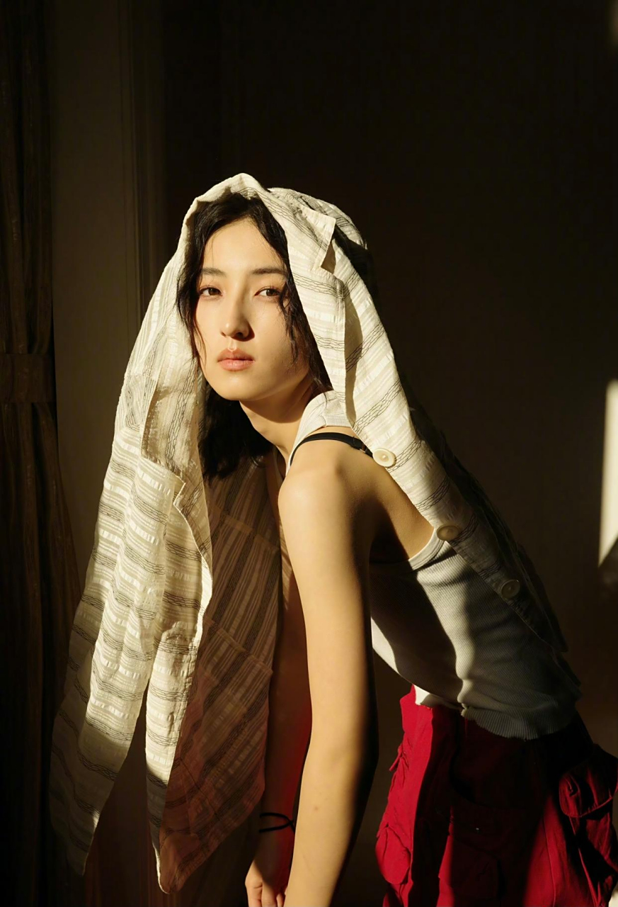 导演说张子枫像山口百惠,不知道是谁啊.大家觉得像吗?