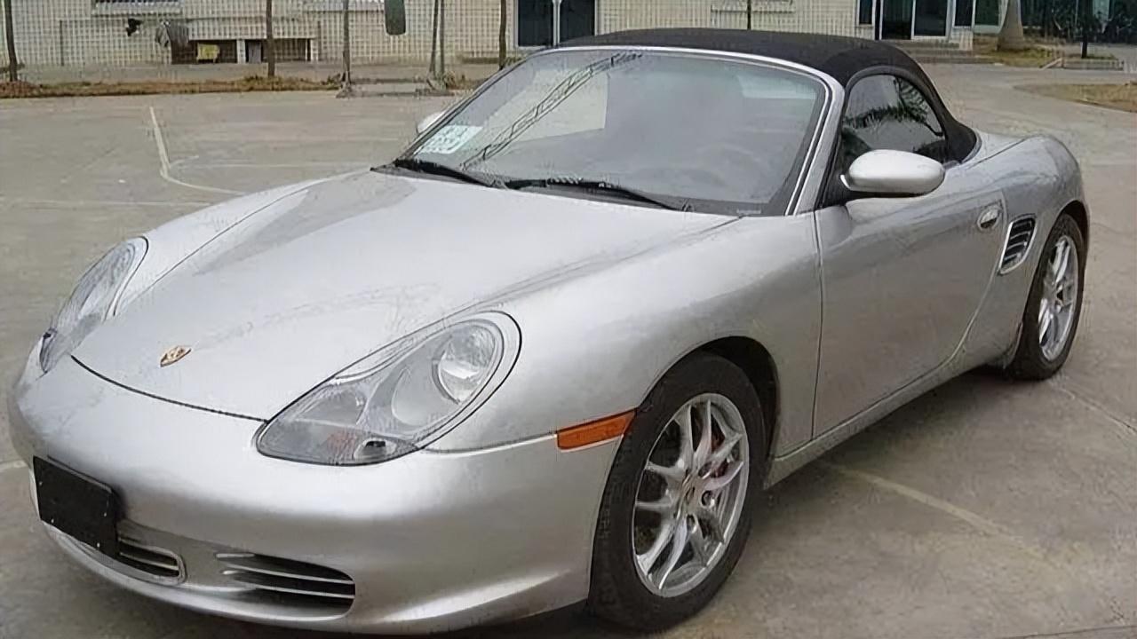 06年,女模特诈骗世界冠军和姨夫320万,还是未成年,怎么回事?