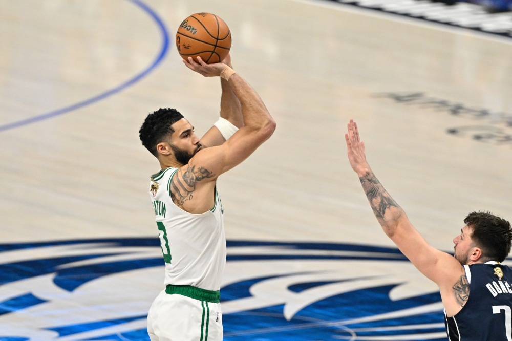 塔图姆15 5 3,总决赛g4,凯尔特人84-122不敌独行侠!