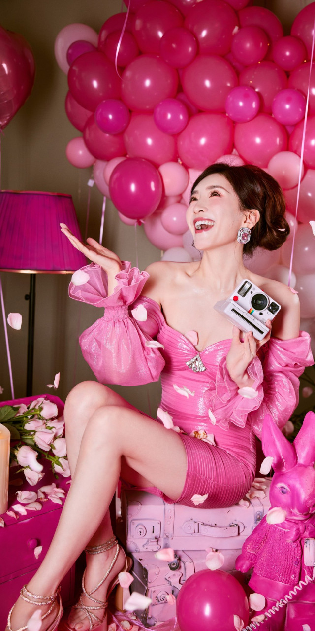江疏影,高清生日写真壁纸,青春感满满.