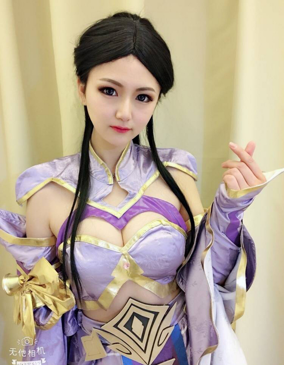 大眼睛的乖张女神,《王者荣耀》紫霞仙子cos欣赏!