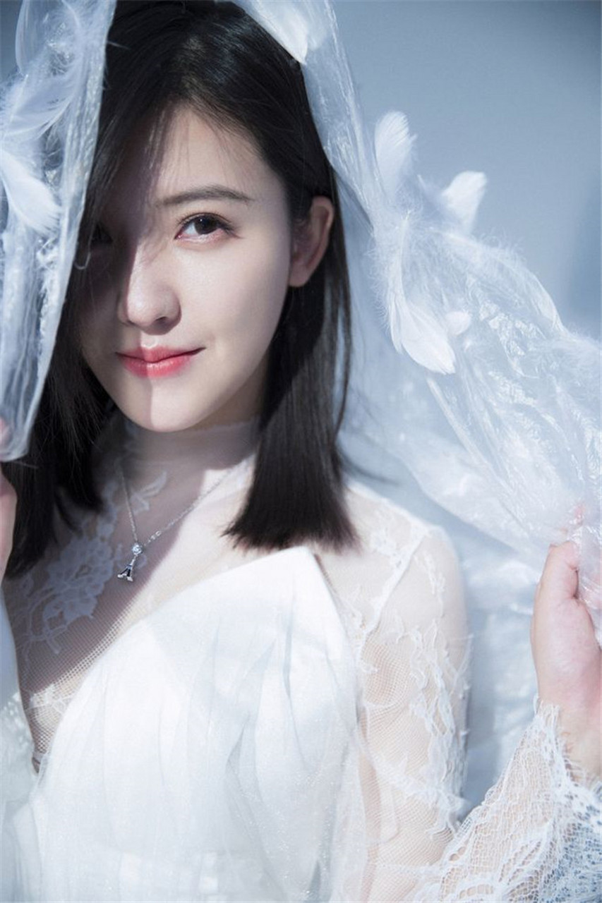 杨子姗:致青春,重返二十岁,天亮以前,南极之恋,低调讨人喜欢