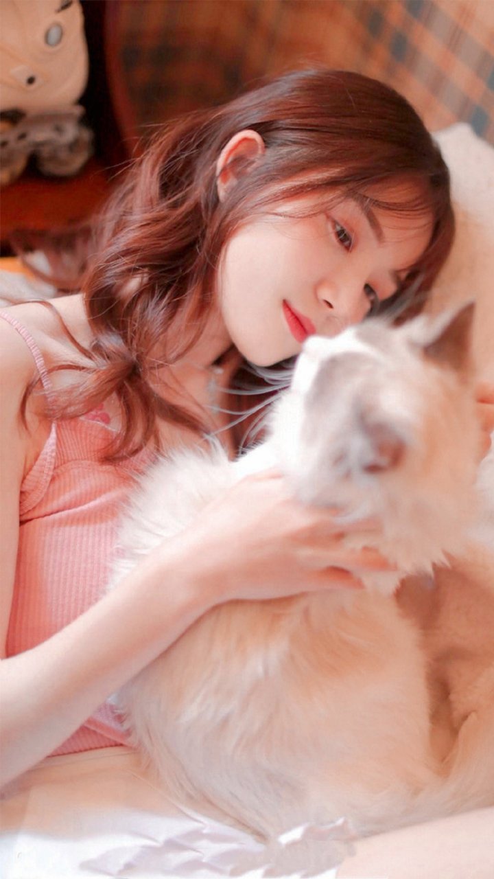 清纯诱人邻家少女背心短裤私房摄影图片