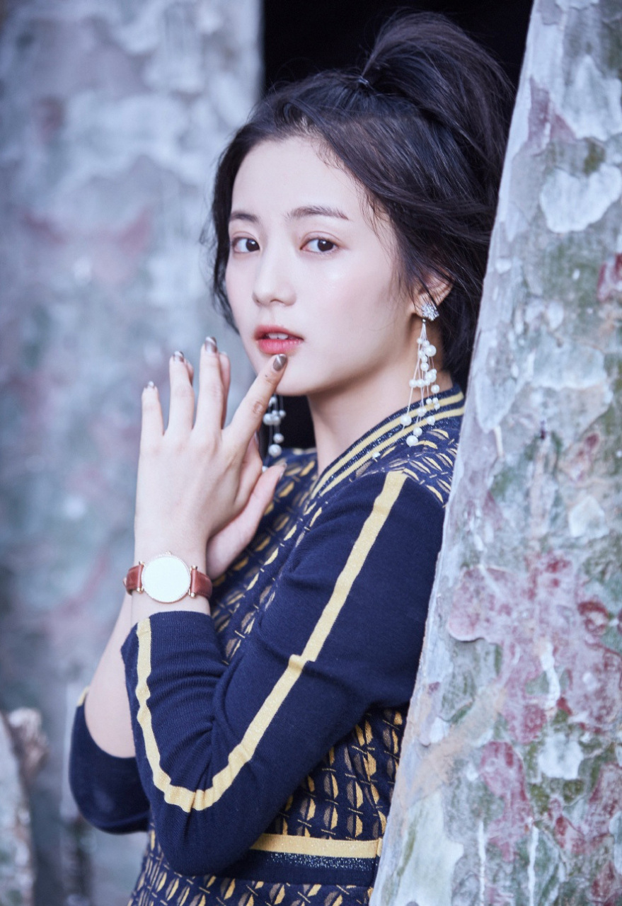 张雅钦95后女生青春无限