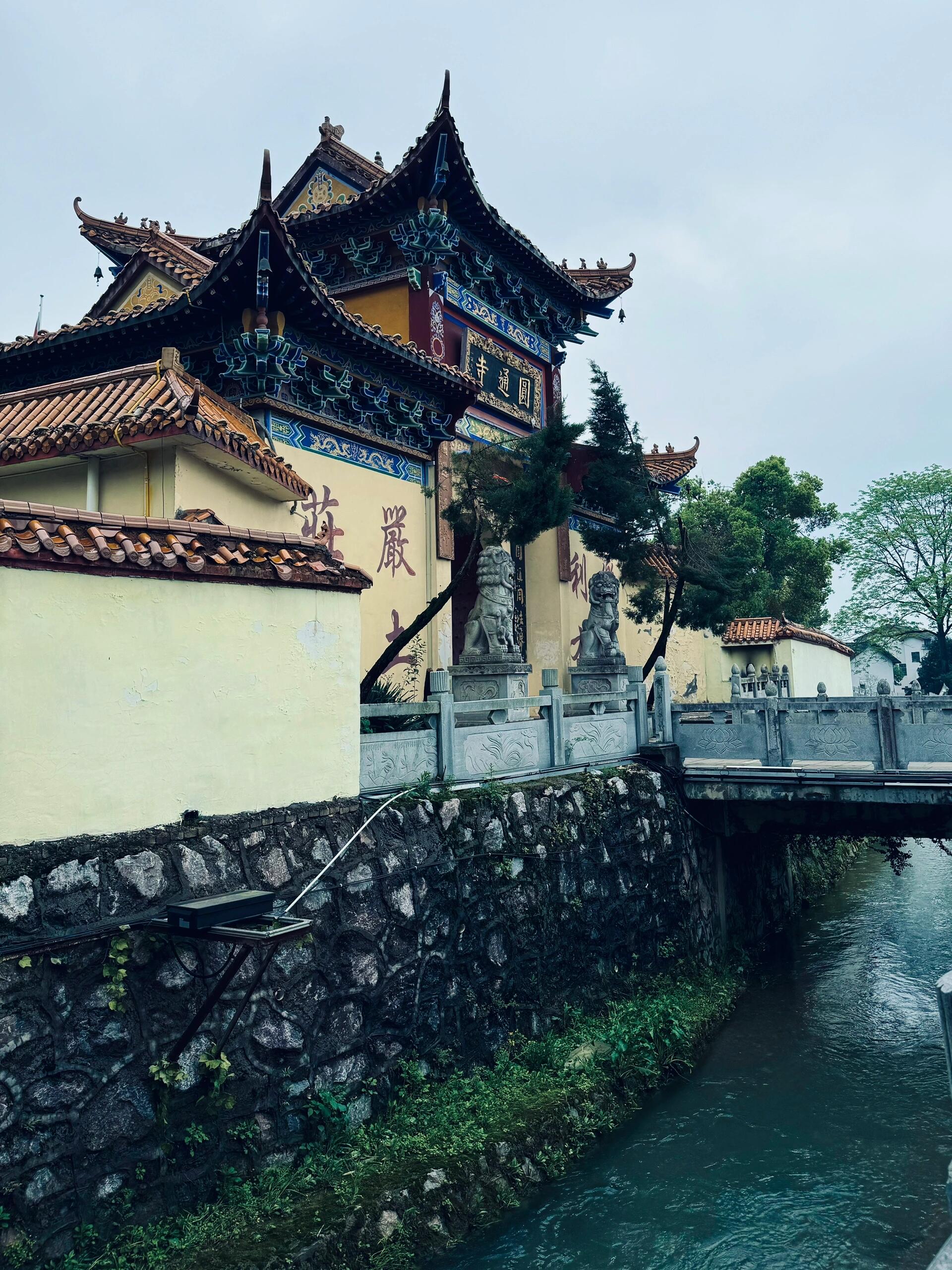 那就去咸宁赤壁市的羊楼洞古镇吧!