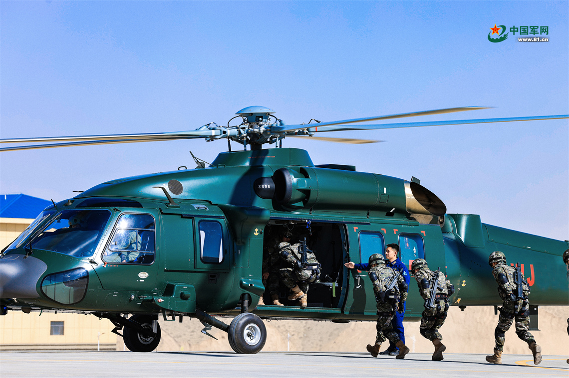 行列,这一变化凸显了直-20作为一款多功能直升机在中国的广泛应用前景