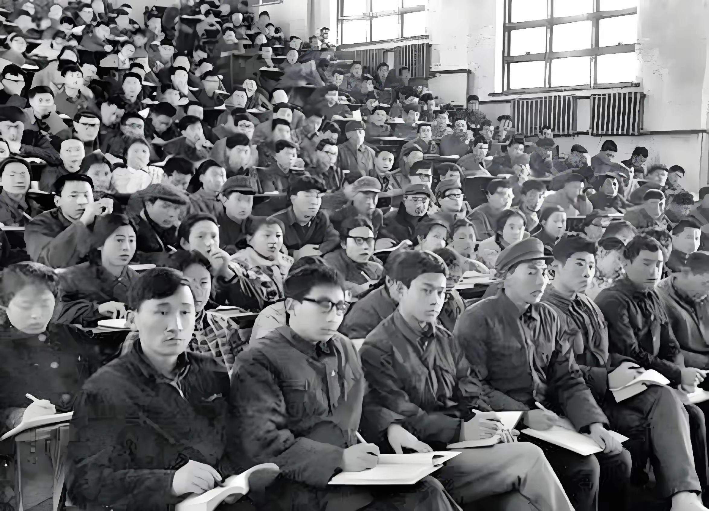 一组1977年恢复高考老照片,无数人的命运从此改变