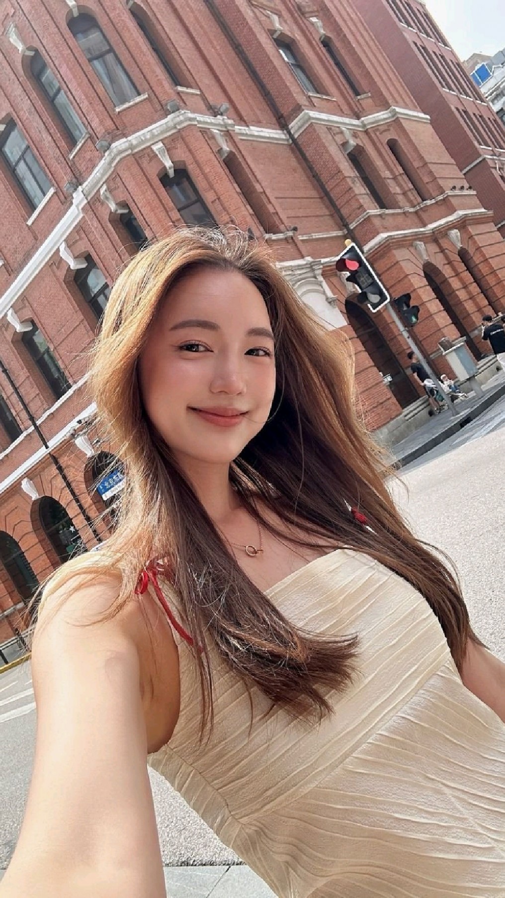 你正在追的泰国泰剧 《泰版急诊男女》女主bua nalin