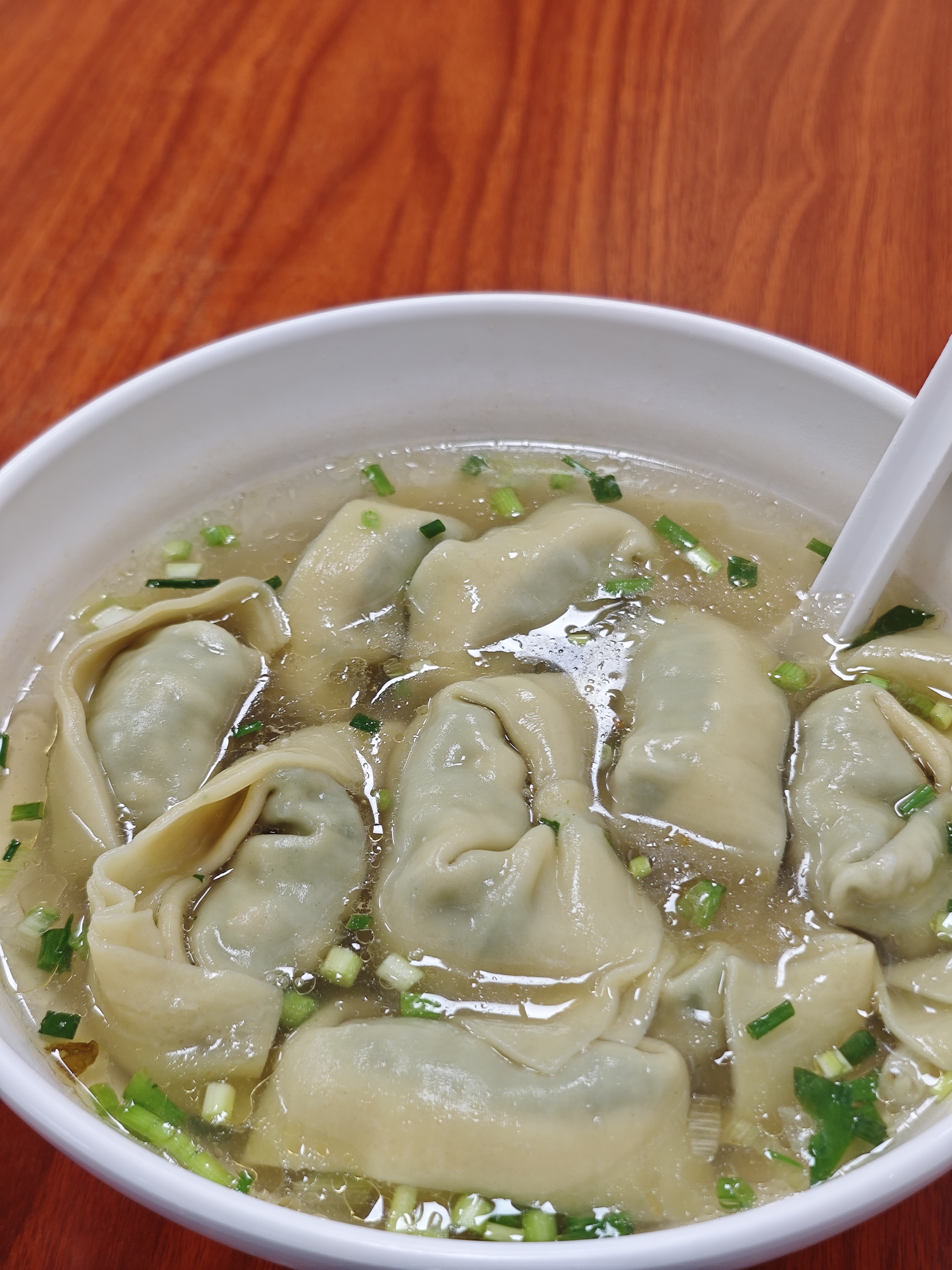 这家宝藏馄饨店铺就在家门.@姜伯白的修仙旅行的动态