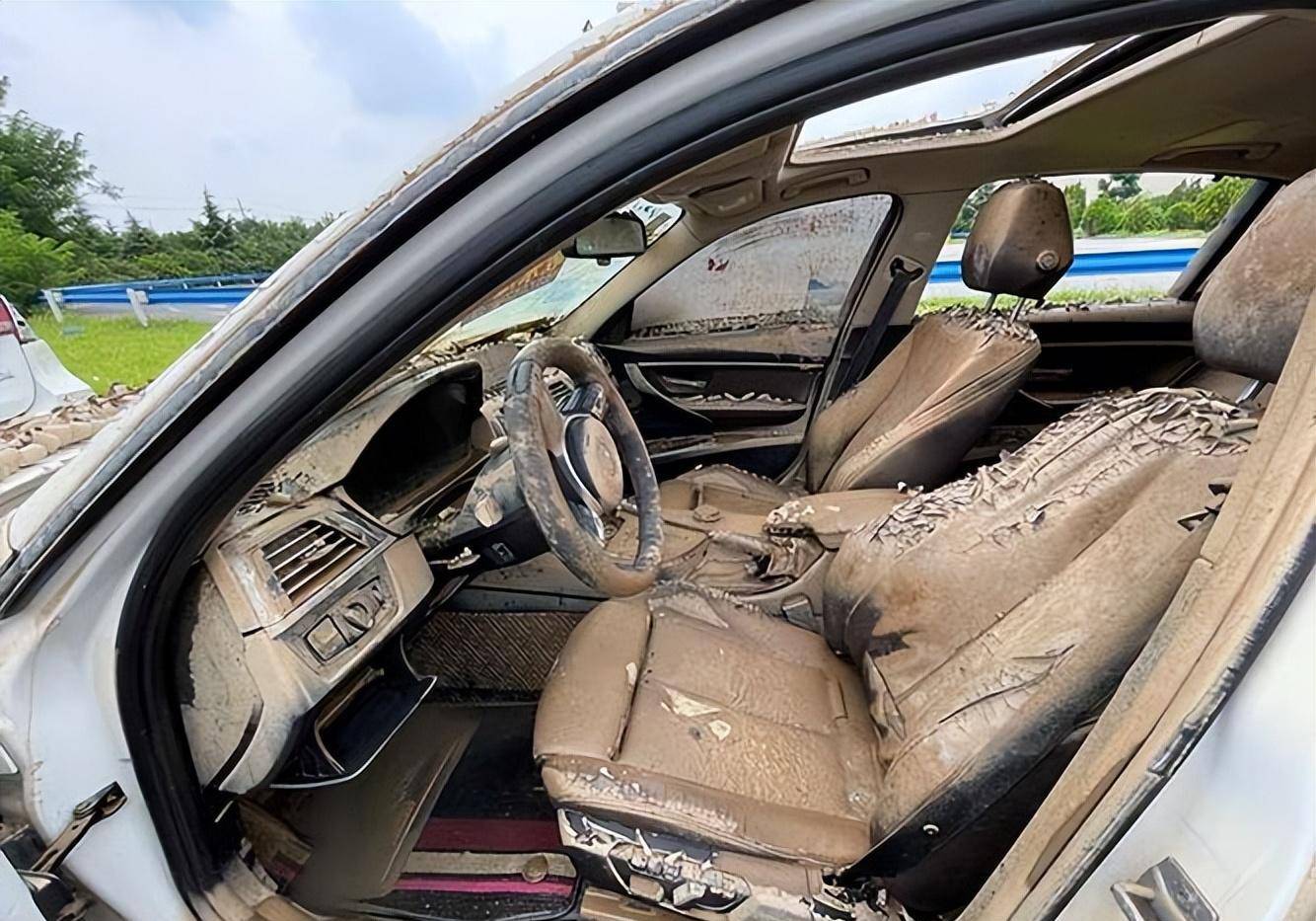 3万一辆的泡水车能不能买?需要注意什么?维修师傅给出合理建议