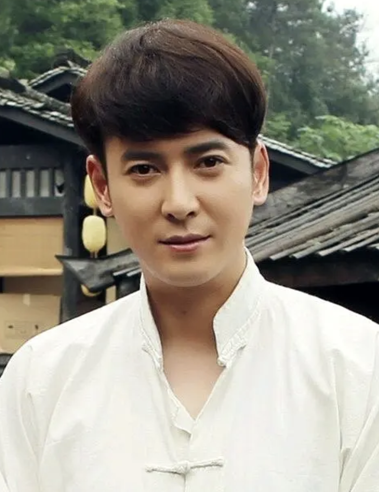 回顾演员韩栋:工人逆袭成演员,长得帅无绯闻,活成演艺圈的清流