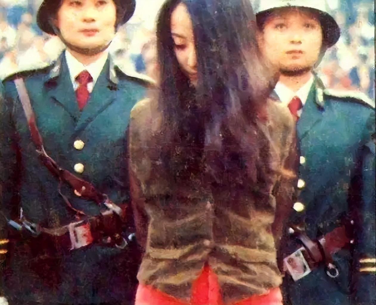 可同居时间久后,陶静就察觉了一些问题,杨博虽然声称自己是做生意的
