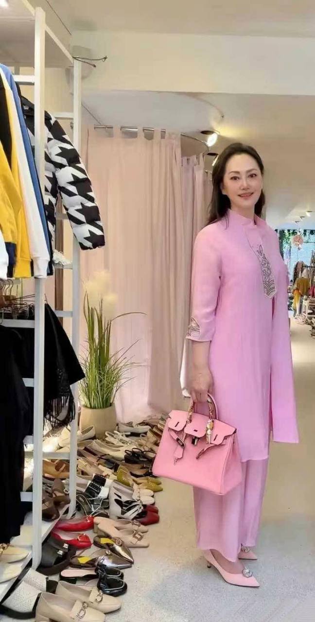 宋佳三婚嫁给比利时小伙