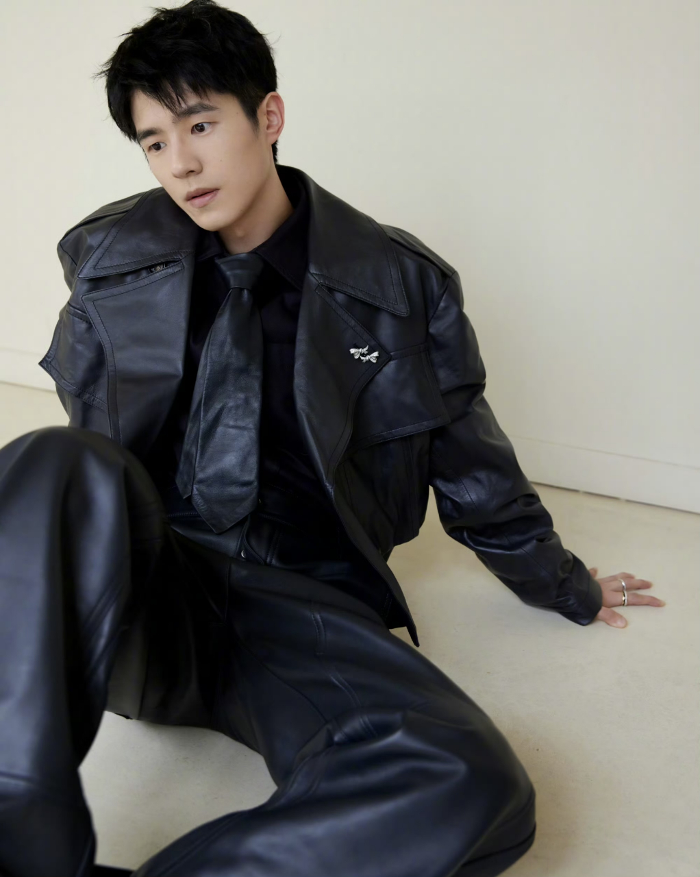 刘昊然现在眼里没有光了!