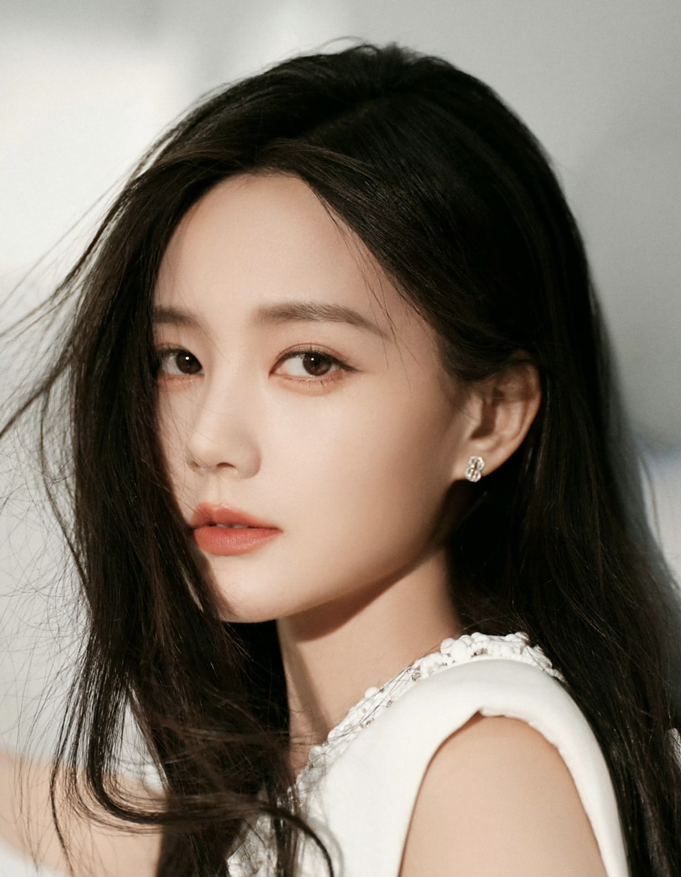 李一桐气质写真#明星生图大赏