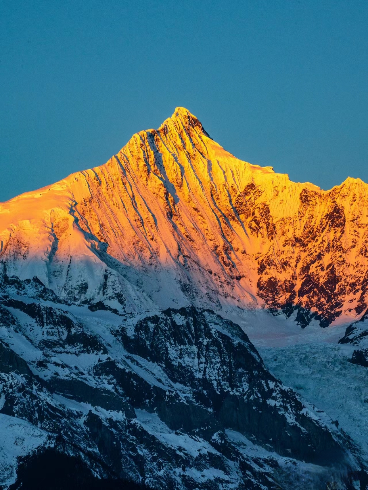 雪域神山图片