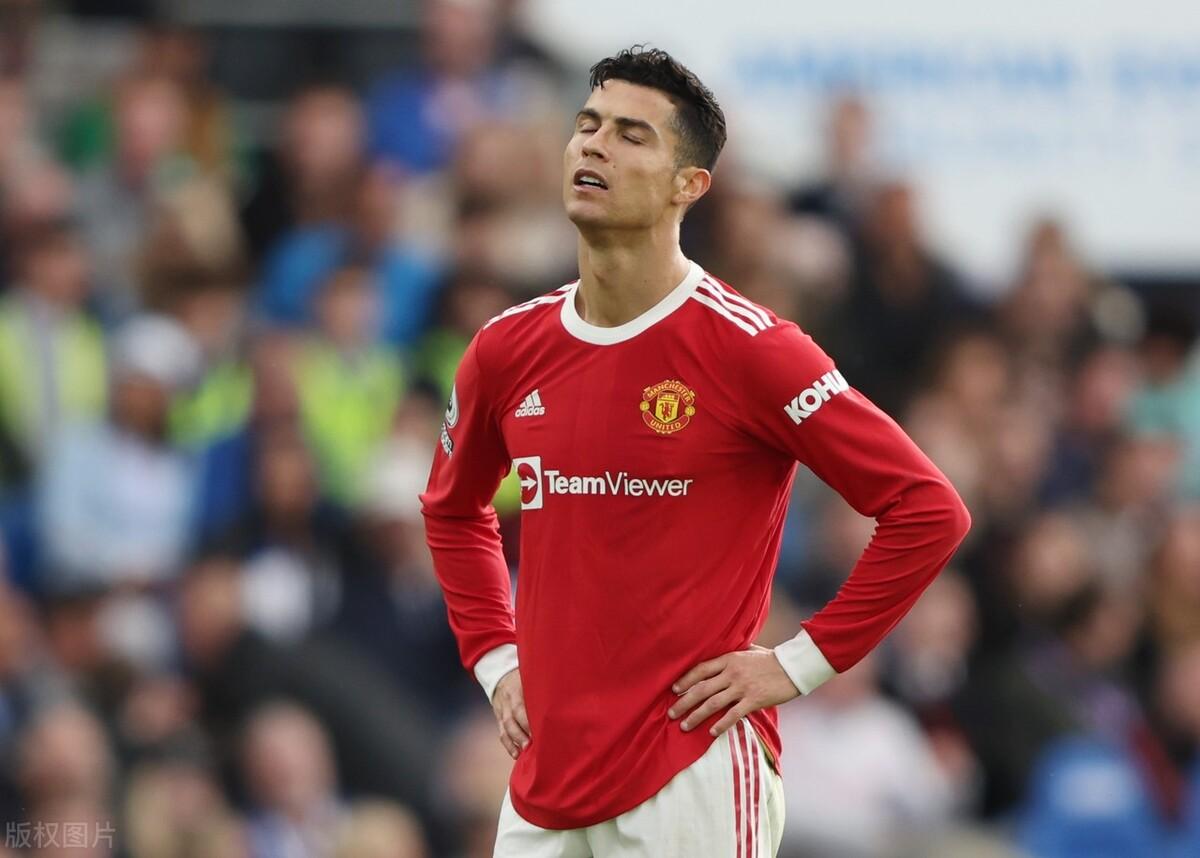 无视基恩,气走范尼,初到曼联的c罗,开始整顿红魔职场