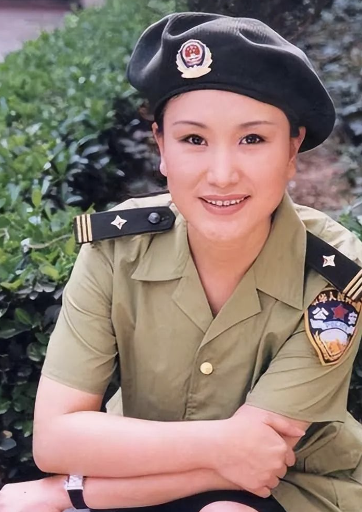 回顾演员王茜:我这辈子正确的决定,就是为去世丈夫生了一个女儿