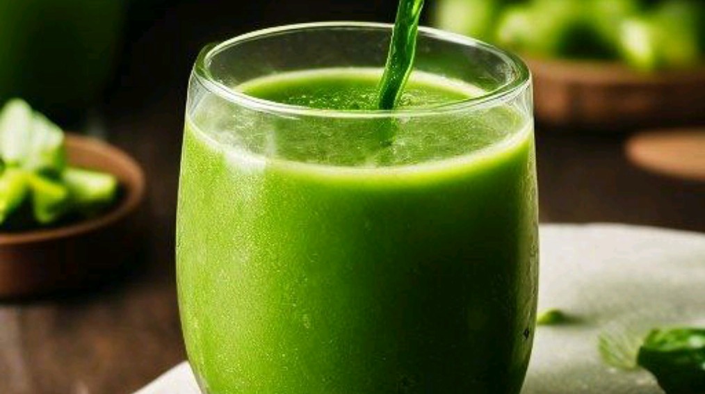 菠菜和蜂蜜相克吗能吃吗(蜂蜜和菠菜可以一起吃吗?) 菠菜和蜂蜜相克吗能吃吗(蜂蜜和菠菜可以一起吃吗?)