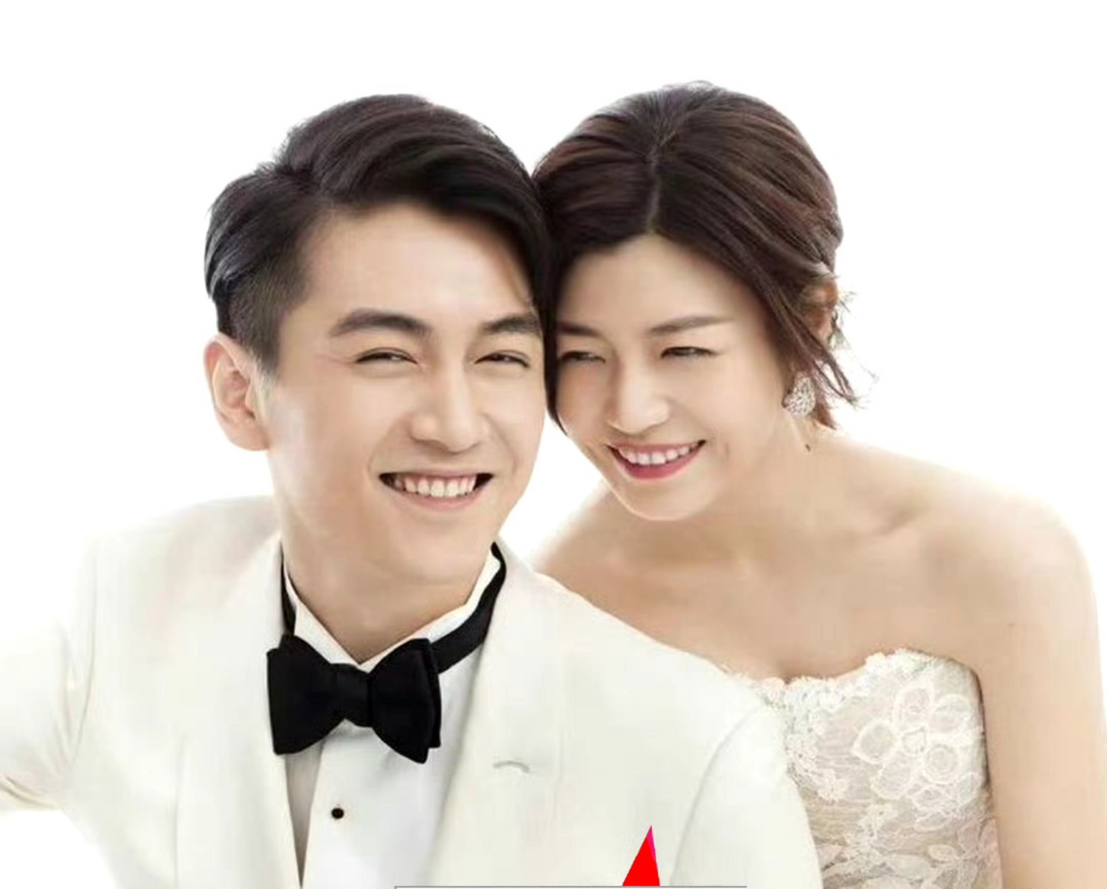 结婚这么多年,两人也没什么绯闻,一定要继续恩爱下去啊!