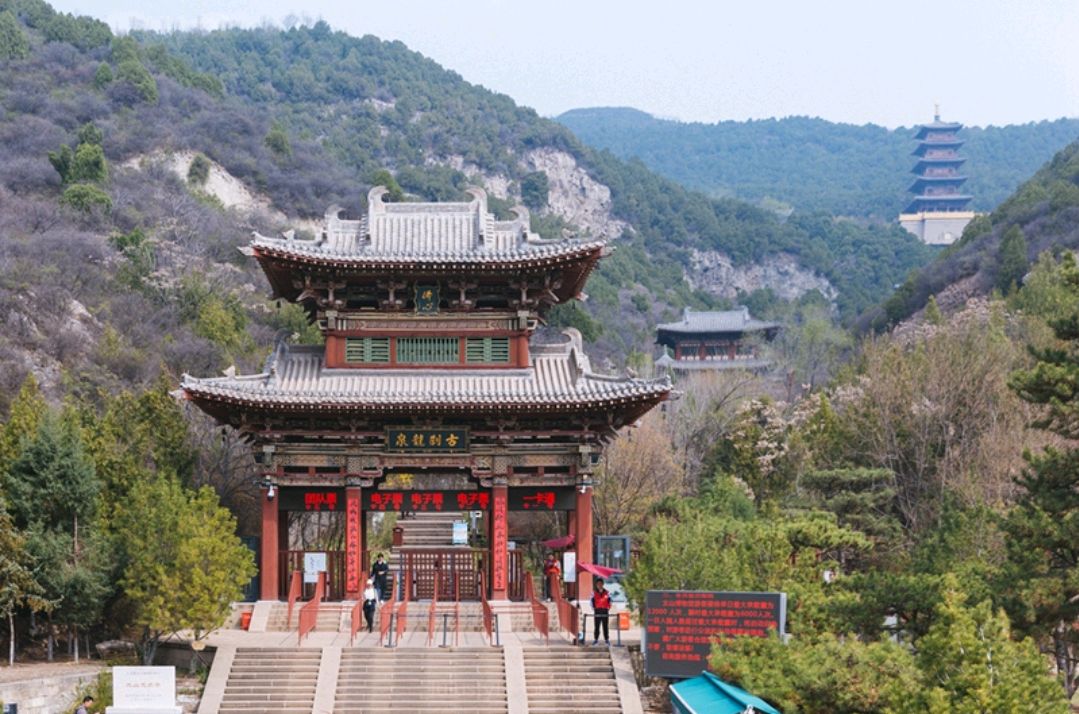 山西太原:龙泉寺