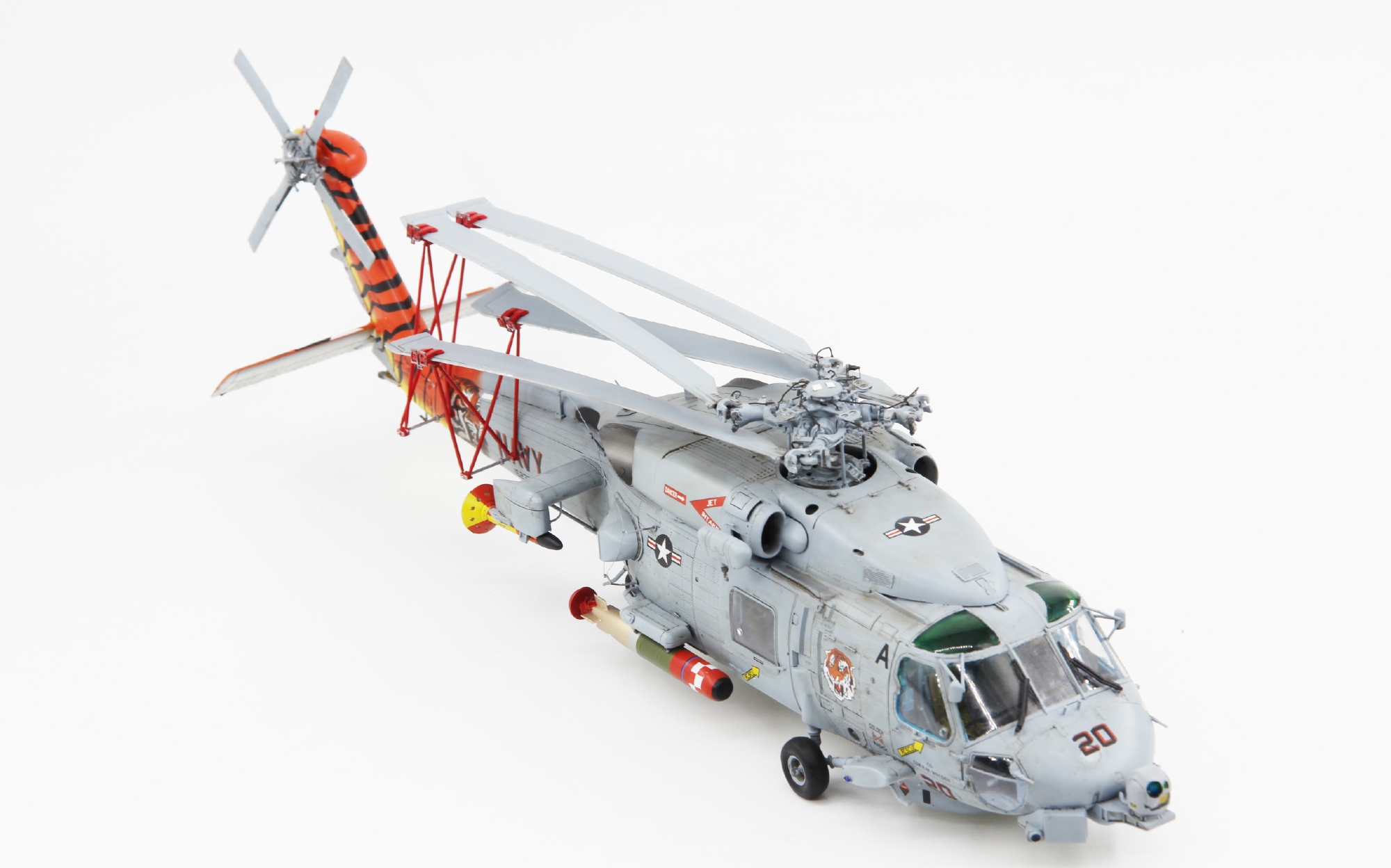 军模欣赏:kitty hawk 1/35 sh