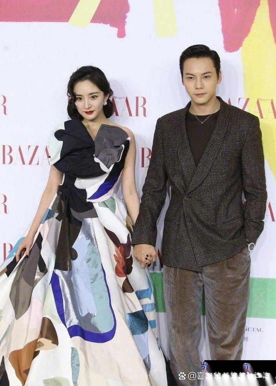 杨幂与陈伟霆在微博上浪漫官宣