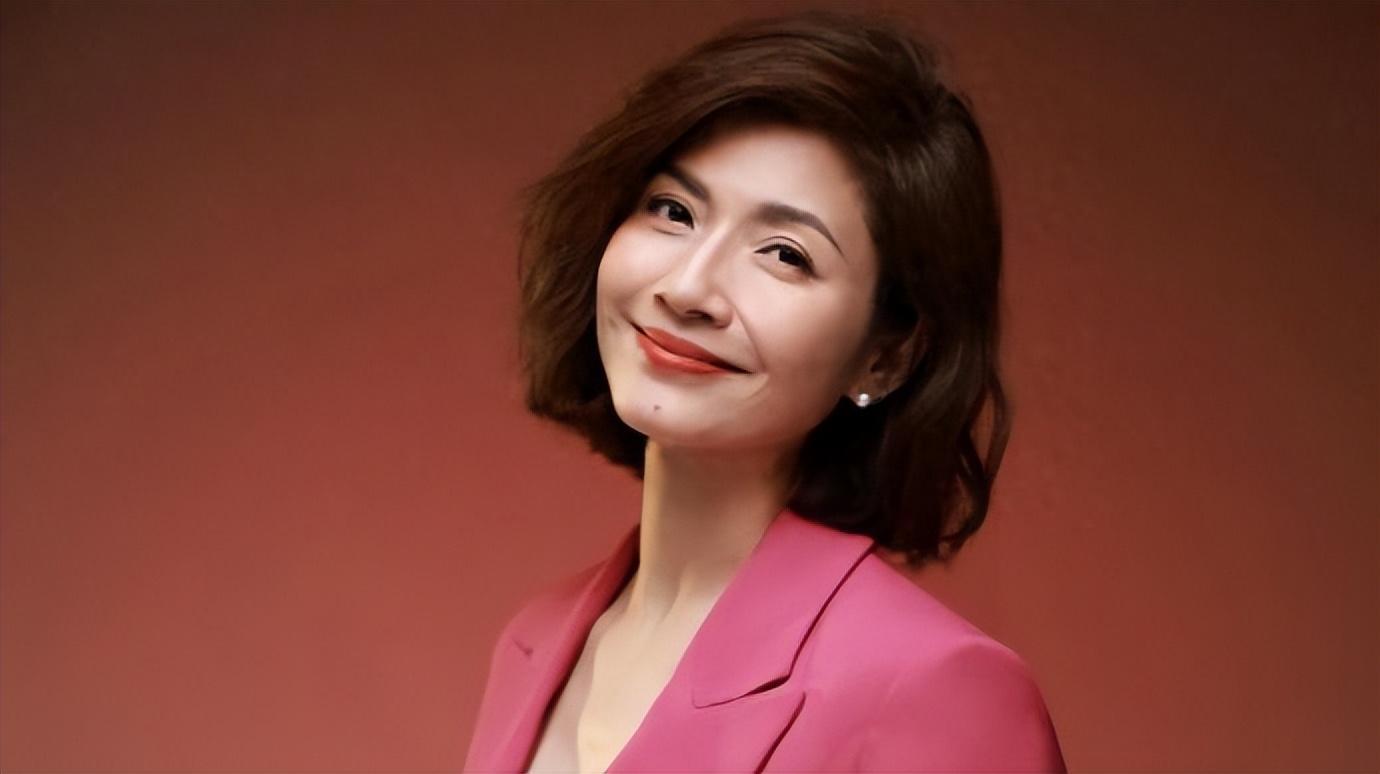 吉雪萍,14岁成名,29岁嫁入豪门生一女三儿,44岁丧女后看透生死