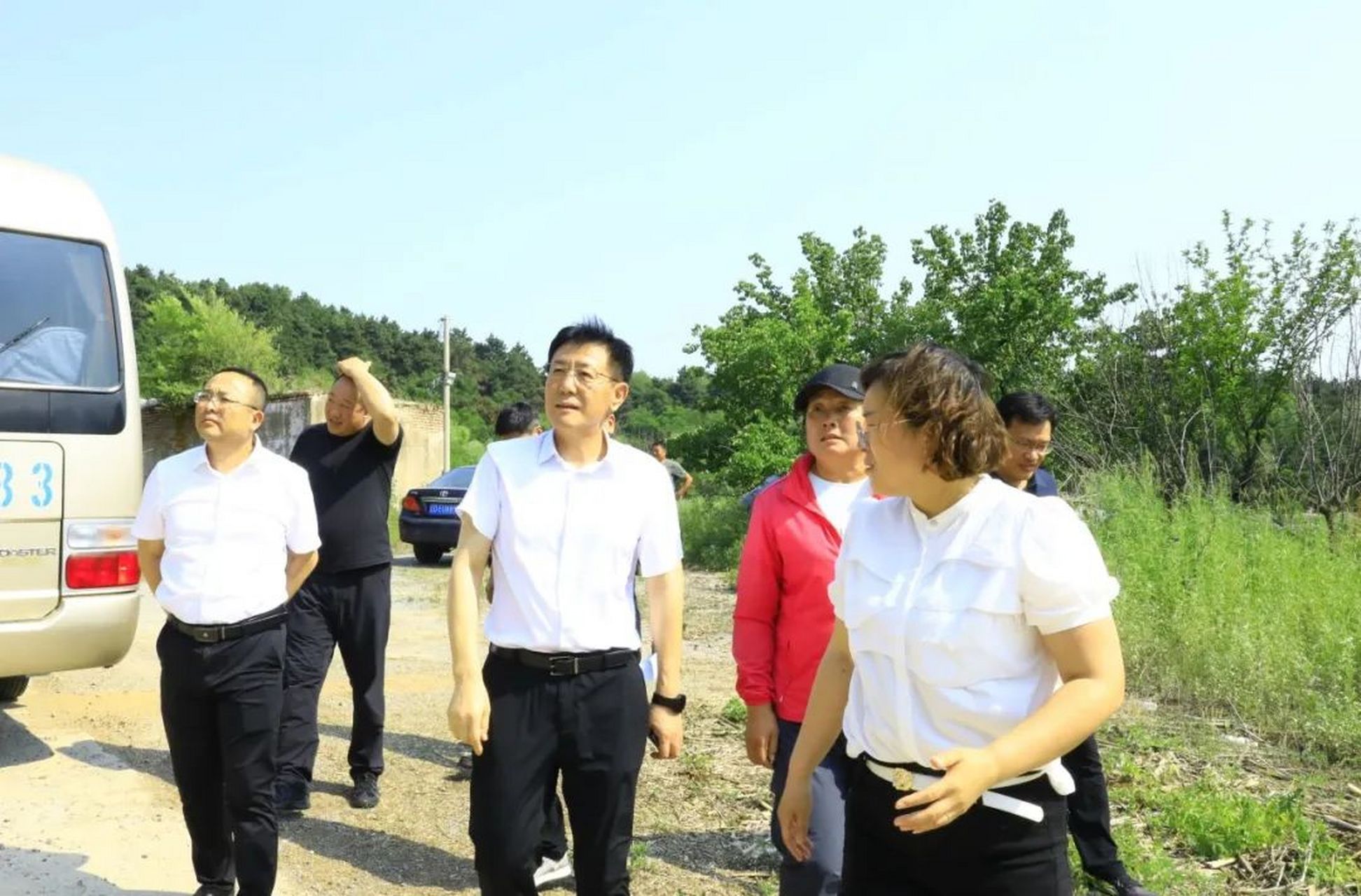 陈万松,朱江带队开展巡河巡林工作  6月18日,区委书记,区级总河长,区