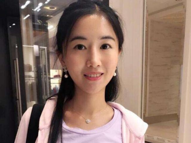 回顾"蛇蝎美人"翟欣欣:骗婚获得千万资产,逼得丈夫跳楼自杀