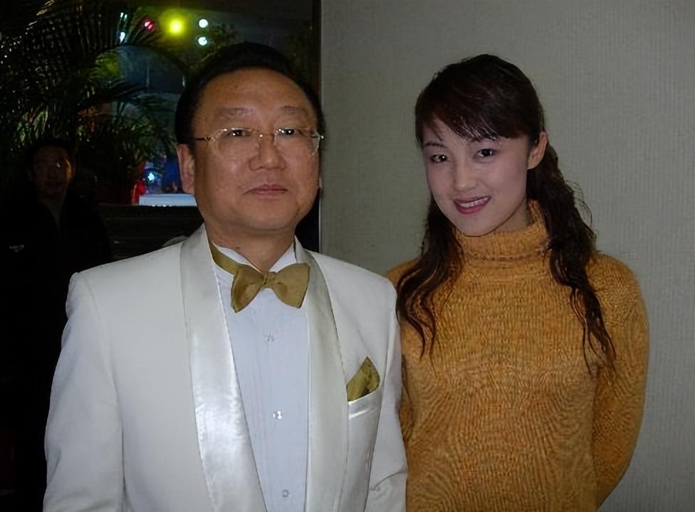 蒋大为:我妻子跟女儿的加拿大绿卡早就过期了