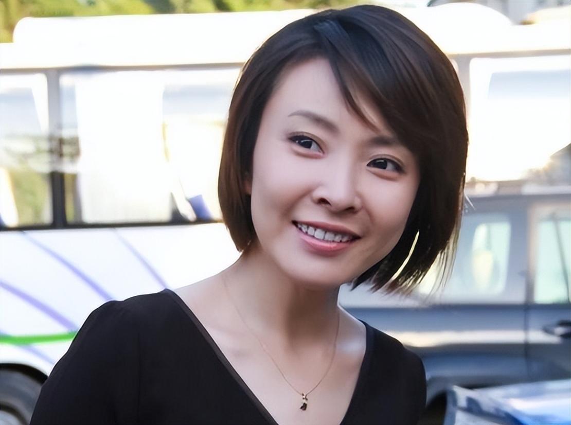 盘点《征服》20年刘华强两个老婆现状,前妻演热播剧,李梅嫁豪门