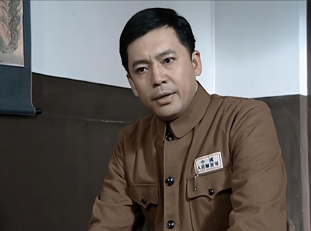 回顾《亮剑》主演境况唏嘘,有人老公入狱,有人成大佐专业户