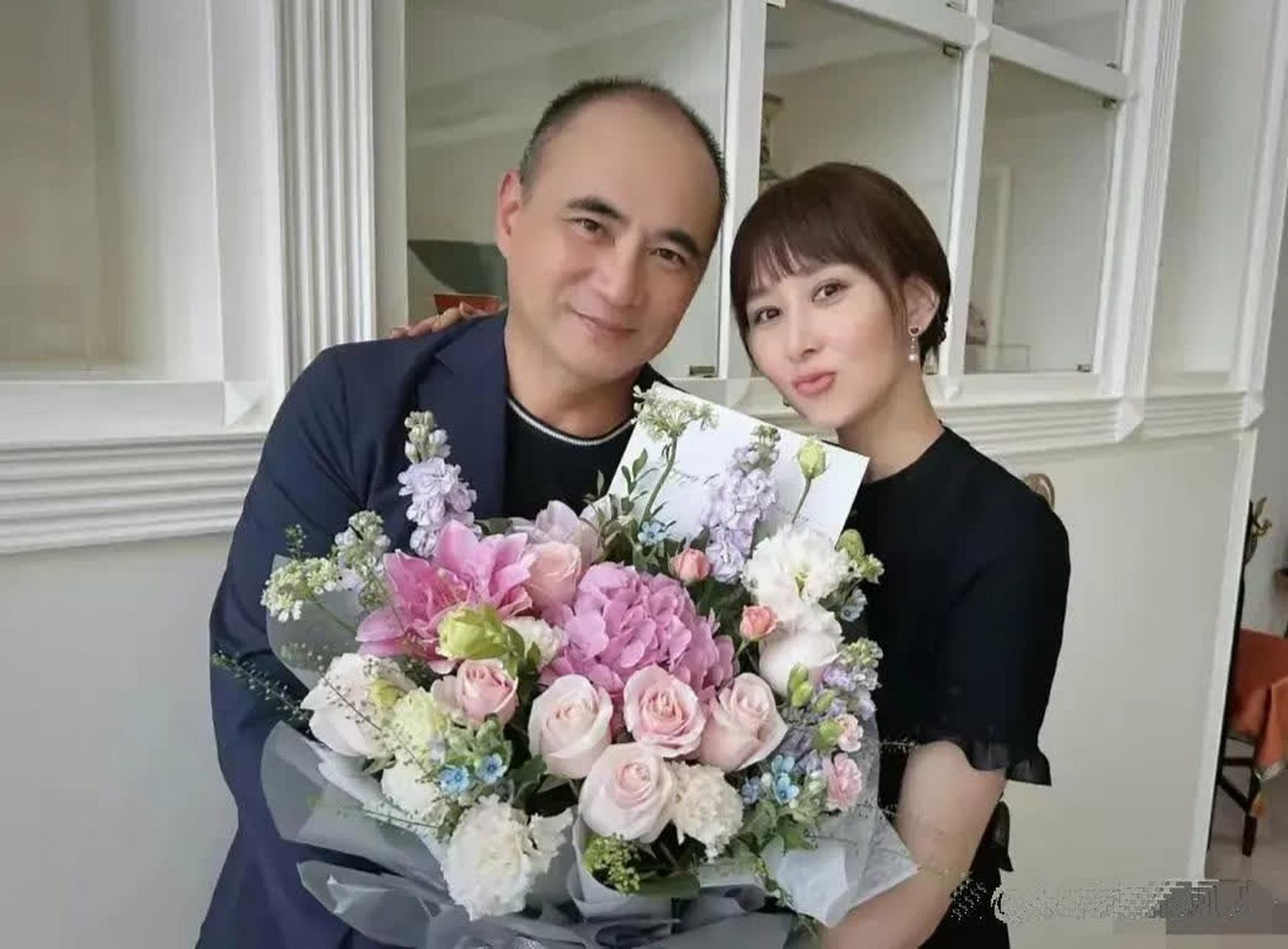 胡静和老公照片