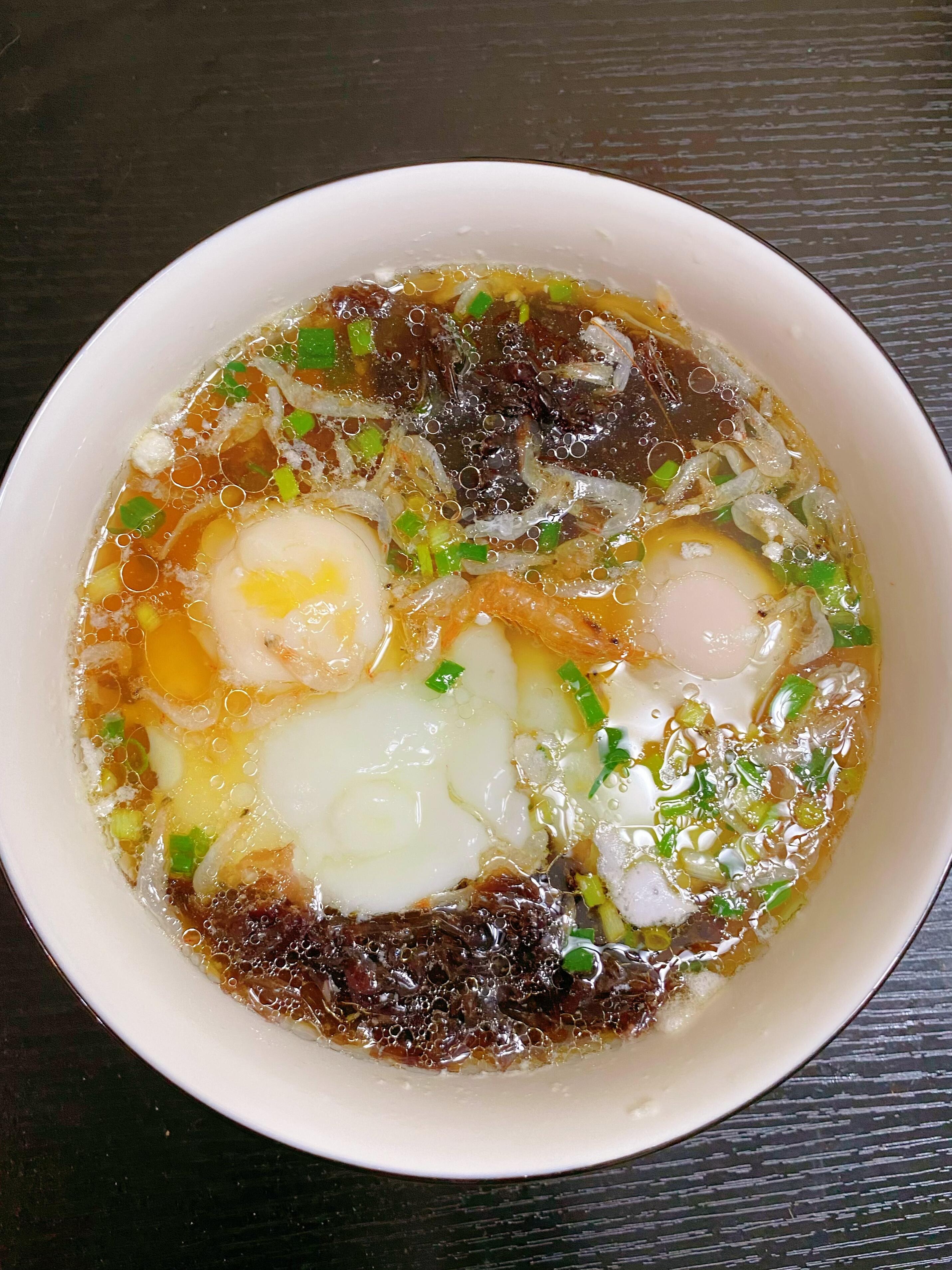 早餐特别爱吃这个紫菜荷包蛋汤 好吃又有营养 而且很简单 汤也很好