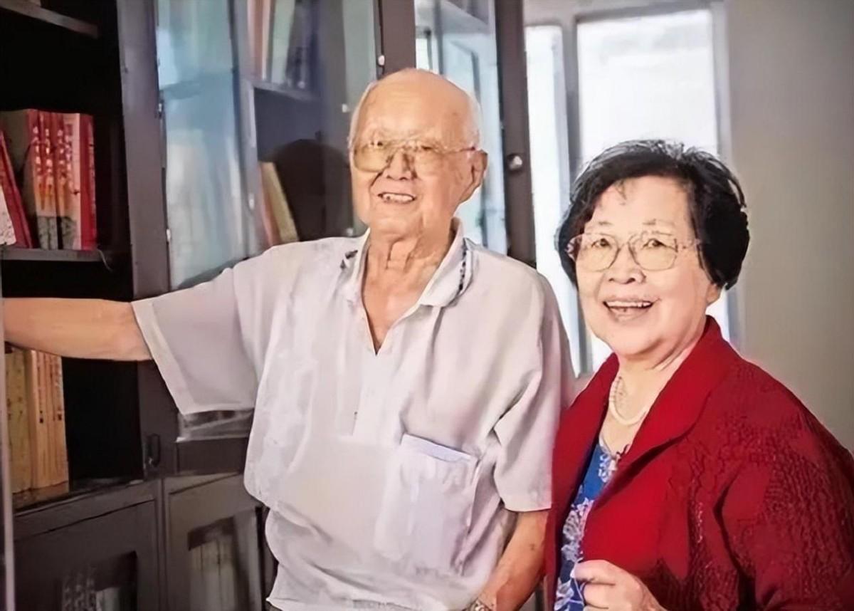 回顾:96岁北大教授夫人,断食断水4天结束生命,一句话