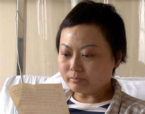 2016年,江苏常州白血病妈妈钟雯,为了产子拒绝化疗