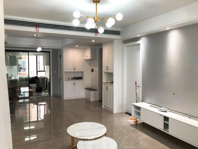 花25万装修新房,轻奢北欧风特别漂亮,木工现场做橱柜非常满意!