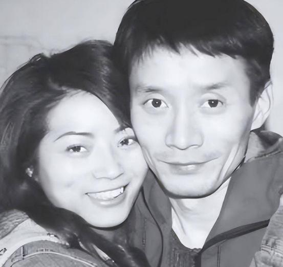 其貌不扬却能娶江珊为妻,已经54岁的田小洁到底有何魅力?