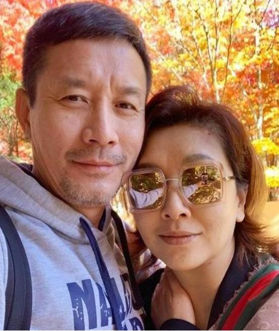 其貌不扬却能娶江珊为妻,已经54岁的田小洁到底有何魅力?