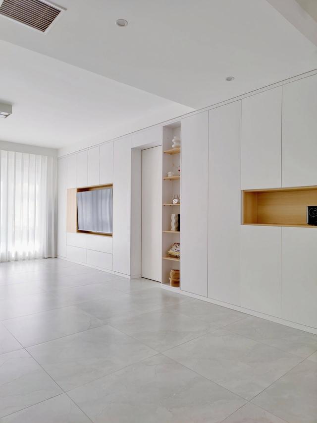 辽宁女主因太会收纳而走红,坚持全屋打满柜子,家里布置得超整洁