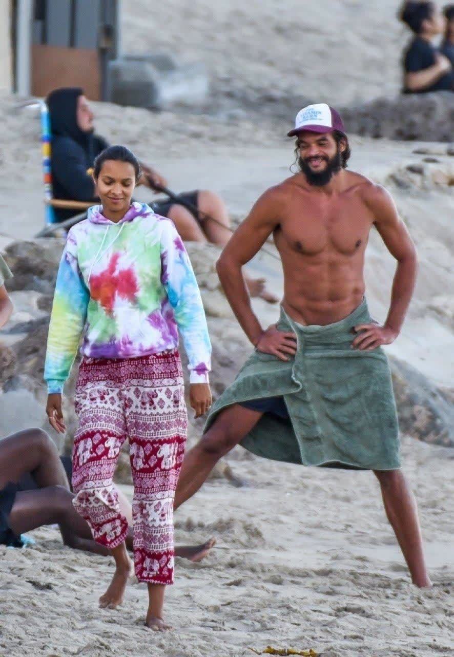 身材比例超好的维密天使lais ribeiro莱斯·里贝罗和的儿子