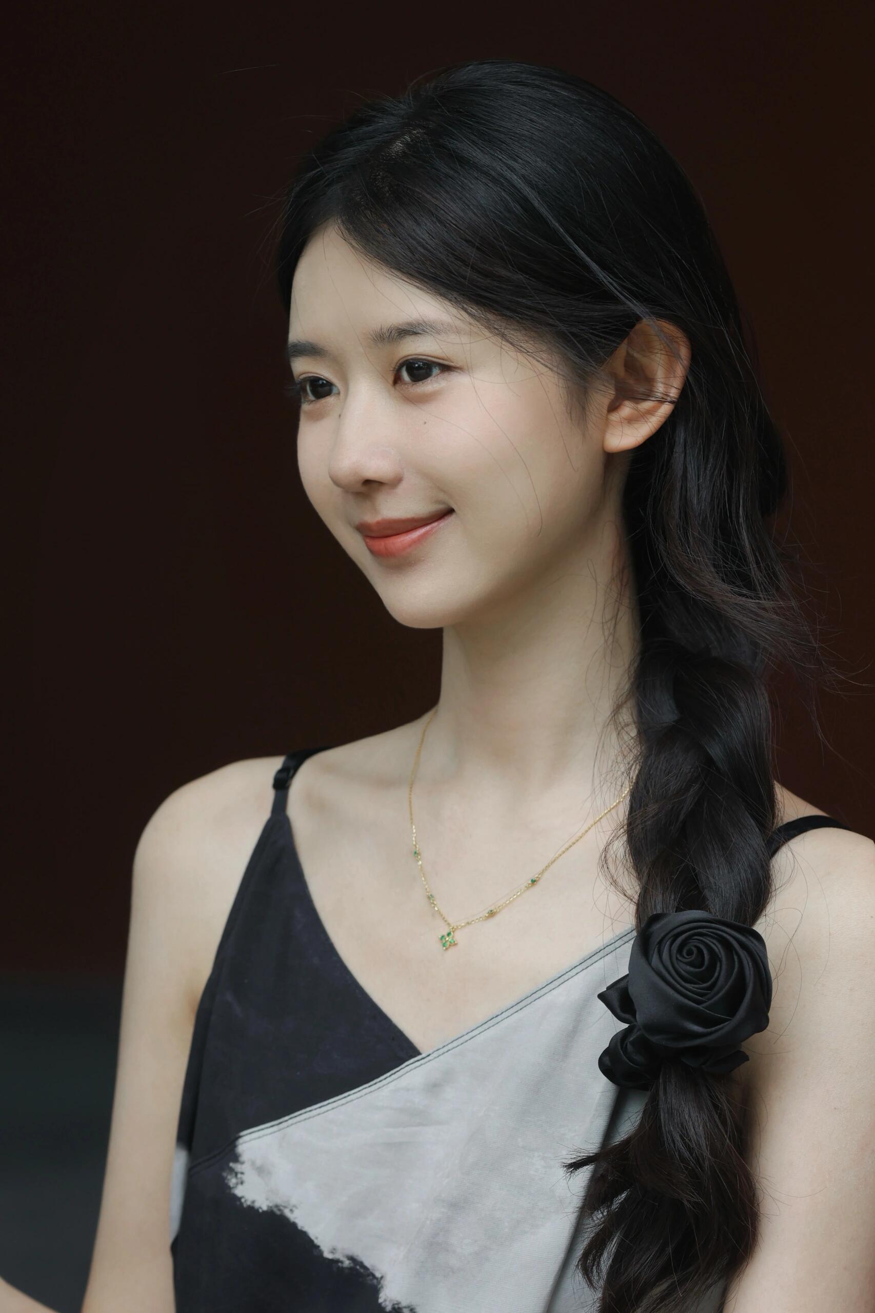 "和朋友一起去望江楼公园散了散心,穿着喜欢的衣服