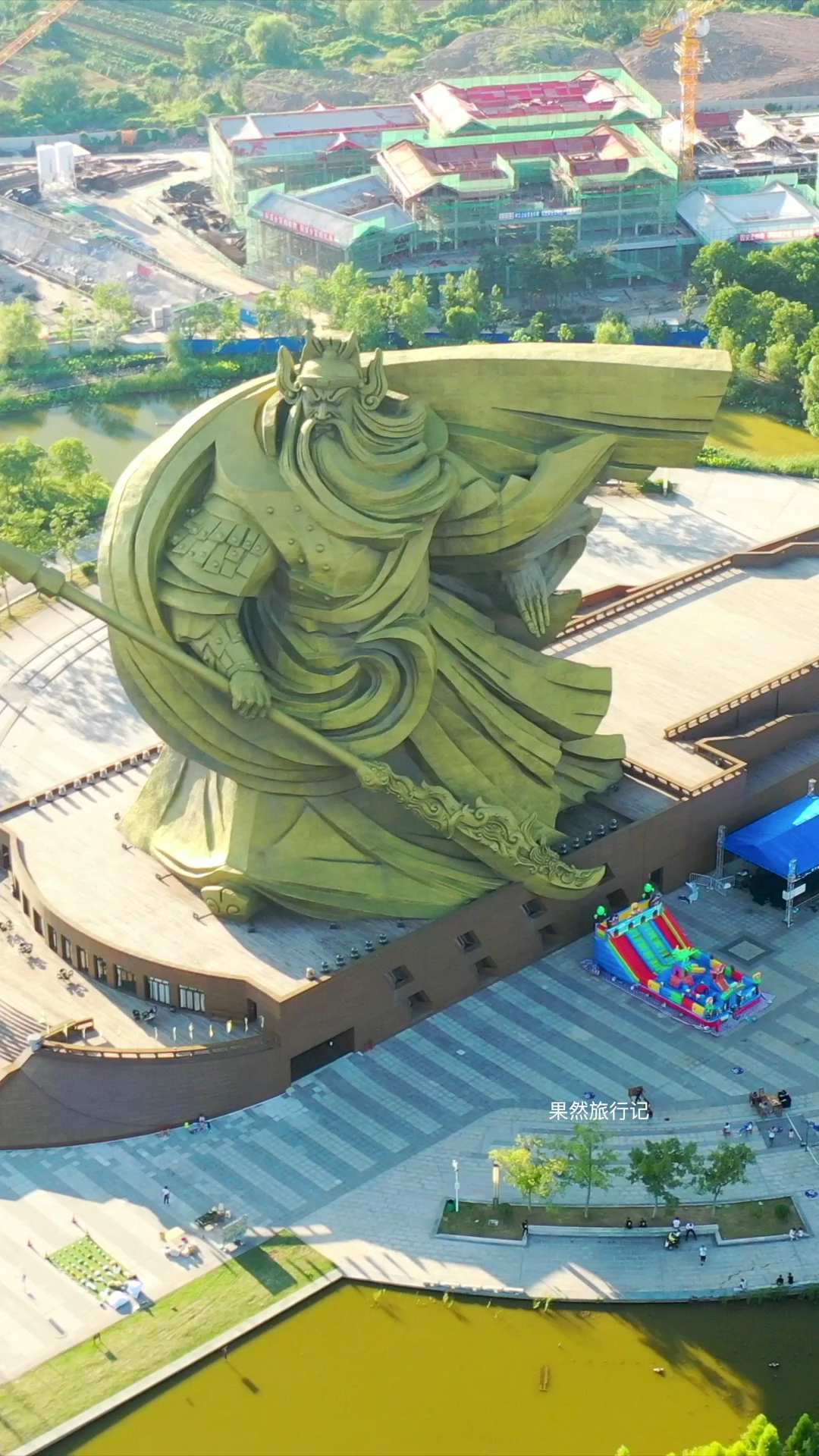 荆州关公青铜像,用时5年建造完成,造价达到1.7亿!