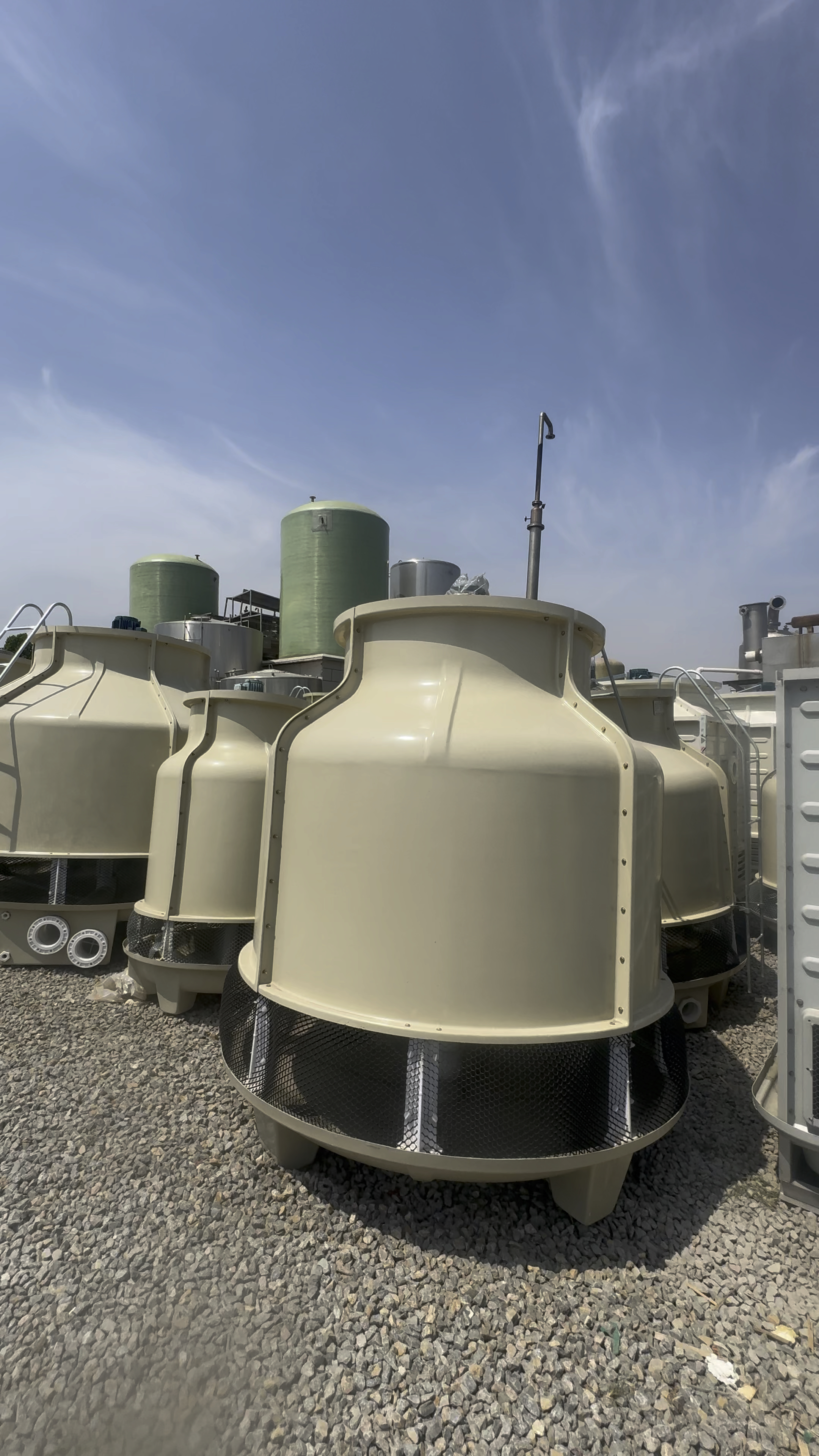 二手玻璃钢凉水塔 方形圆形冷切塔10吨20吨30吨40吨50吨60吨100吨