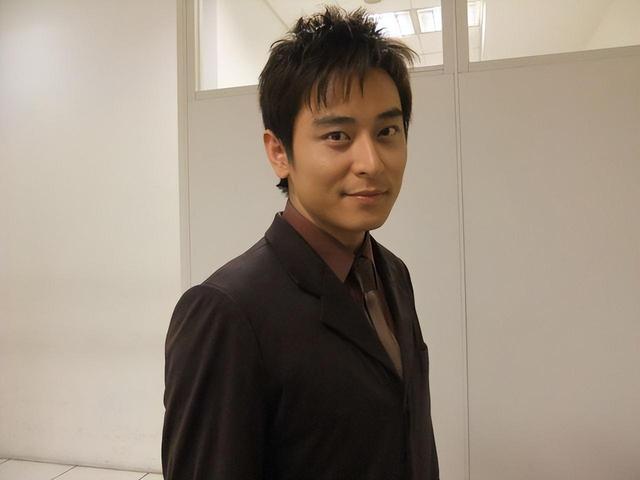 回顾台湾男星陈冠霖:却被前妻"陷害"多年,现任妻子是他的救赎