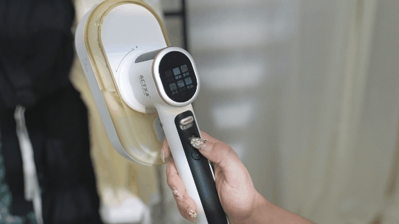 双核控温,全面料熨烫,轻盈小巧——阿卡驰h02手持挂烫机分享