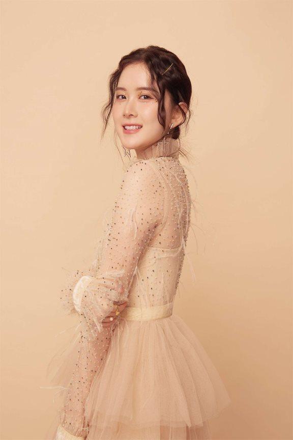 勾雪莹的绝美写真上线,美少女的魅力无人能挡!赢得无数观众喜爱