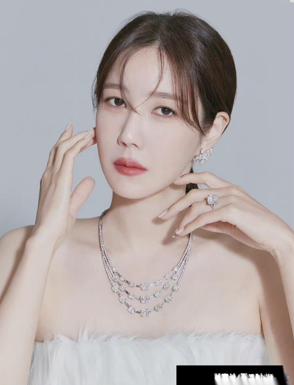 李智雅Ⅹ tiffany&co珠宝画报